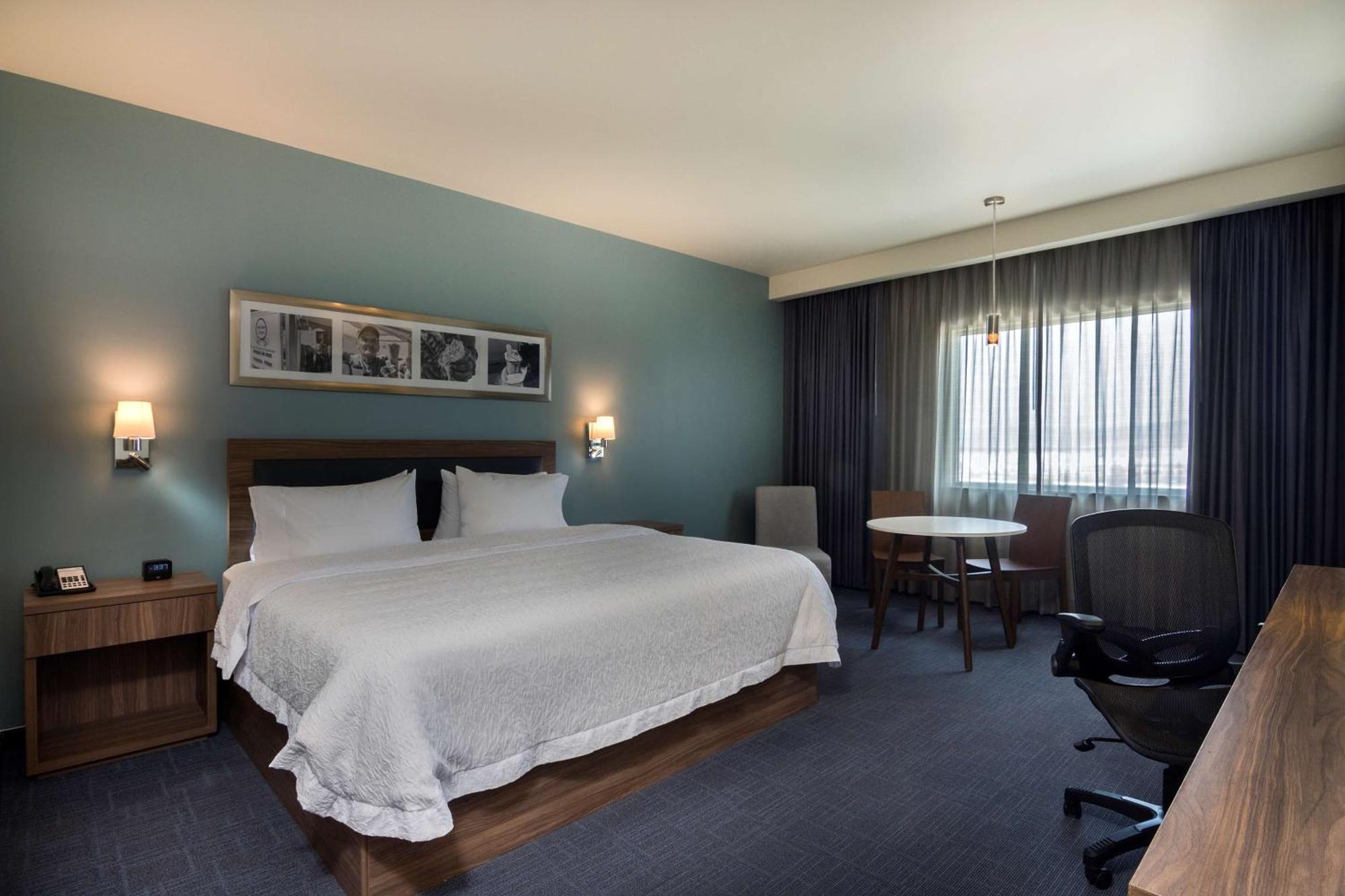 Hampton Inn & Suites By Hilton Salamanca Bajio Exterior foto